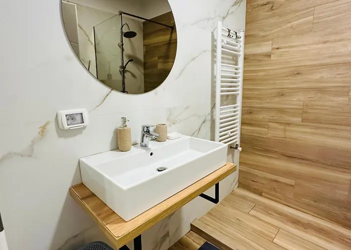 One Mamaia Nord Appartement *